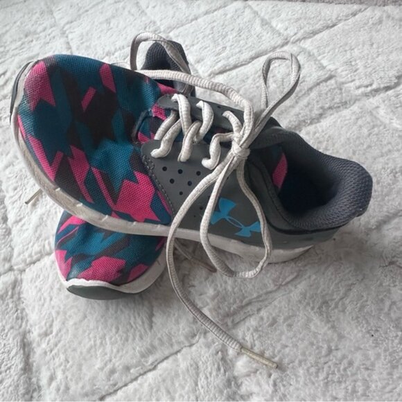 Under Armour | Flow RN GR in Pacific Graphite | Size 12 - Picture 2 of 6